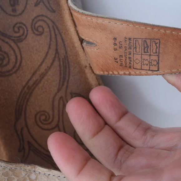 Taos Sandals - Picture 6 of 8